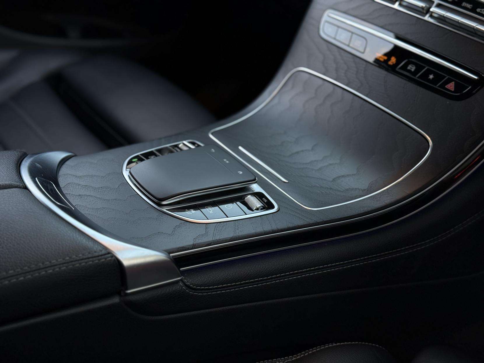 2020 MERCEDES-BENZ GLC 2020 MERCEDES-BENZ GLC