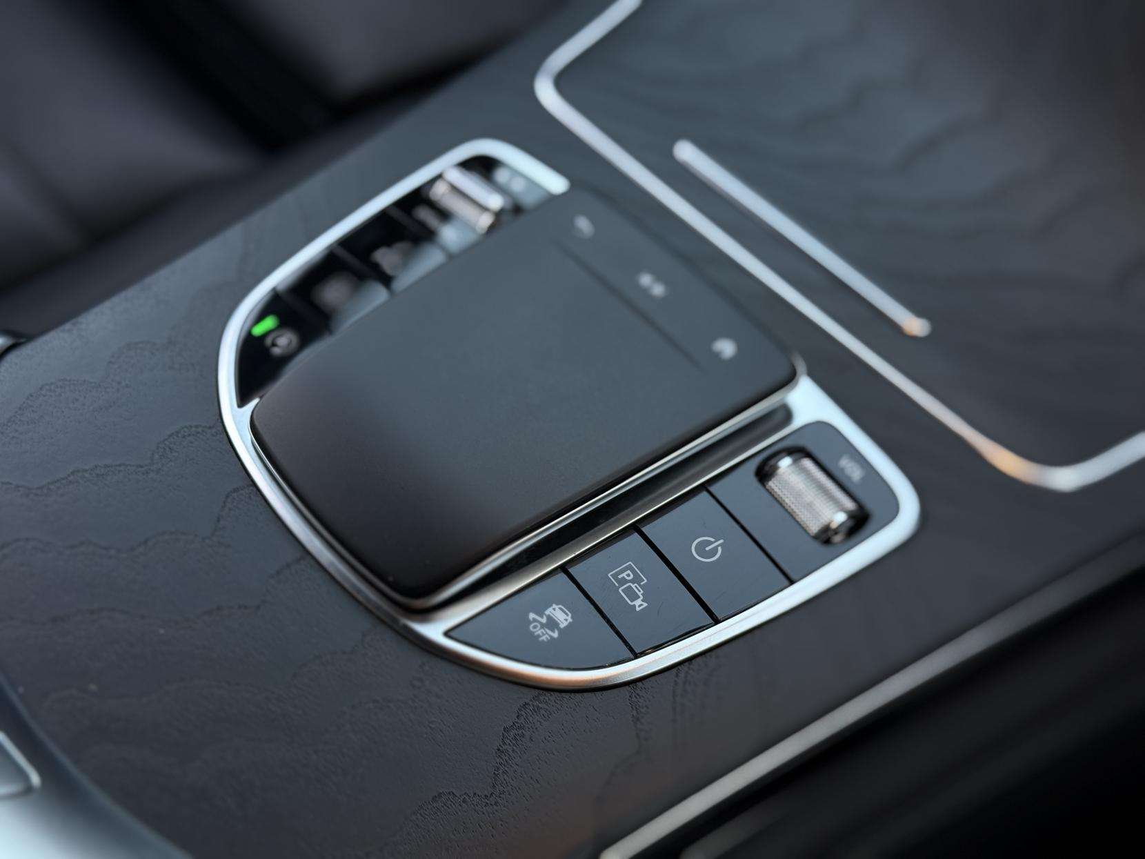 2020 MERCEDES-BENZ GLC 2020 MERCEDES-BENZ GLC