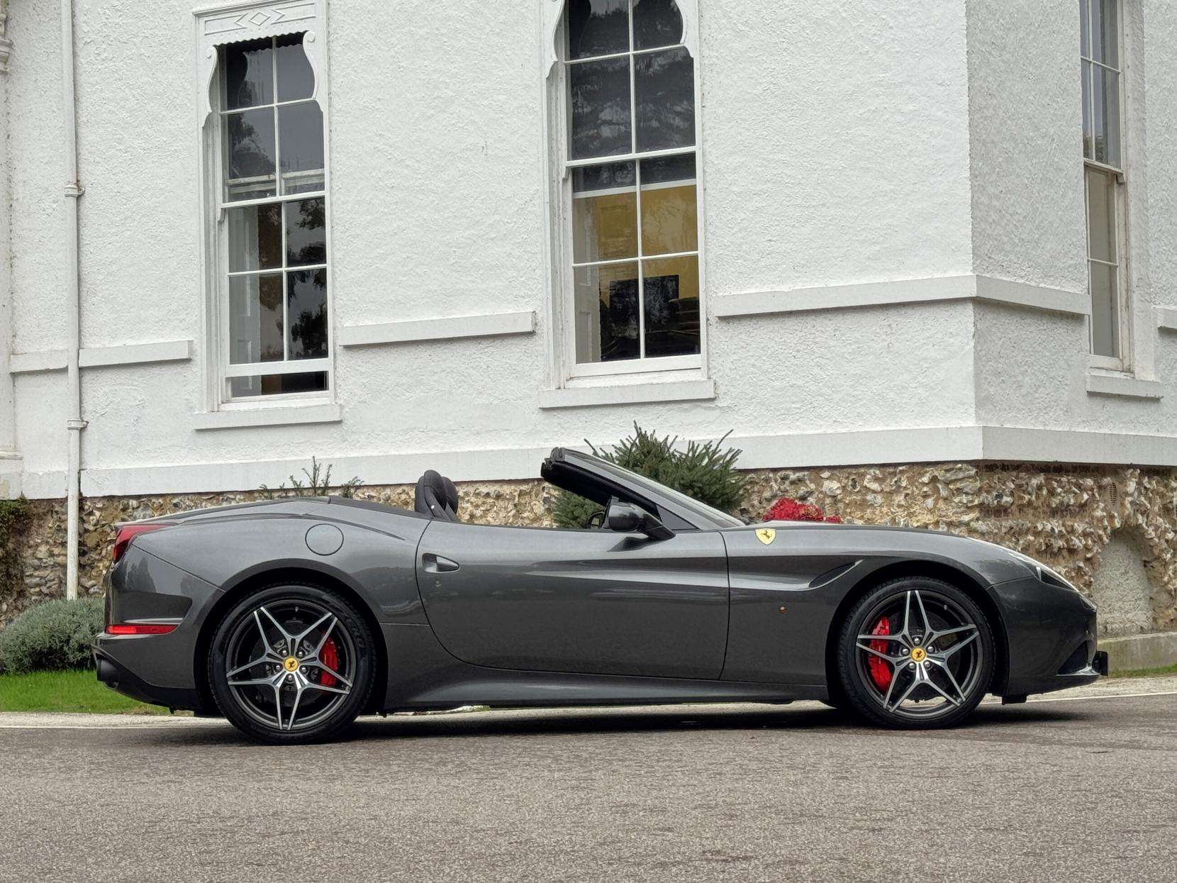 2016 FERRARI CALIFORNIA 2016 FERRARI CALIFORNIA