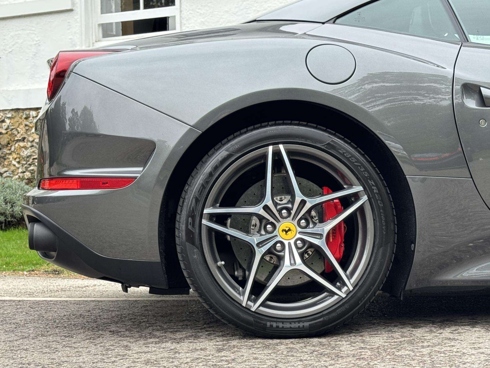 2016 FERRARI CALIFORNIA 2016 FERRARI CALIFORNIA