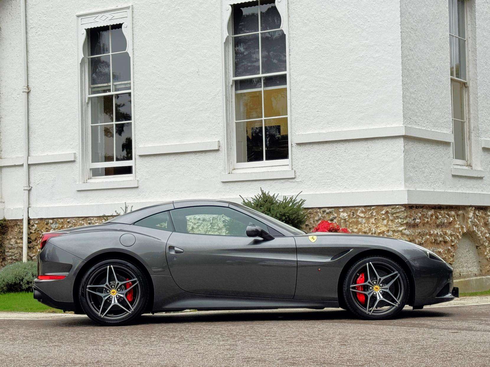 2016 FERRARI CALIFORNIA 2016 FERRARI CALIFORNIA