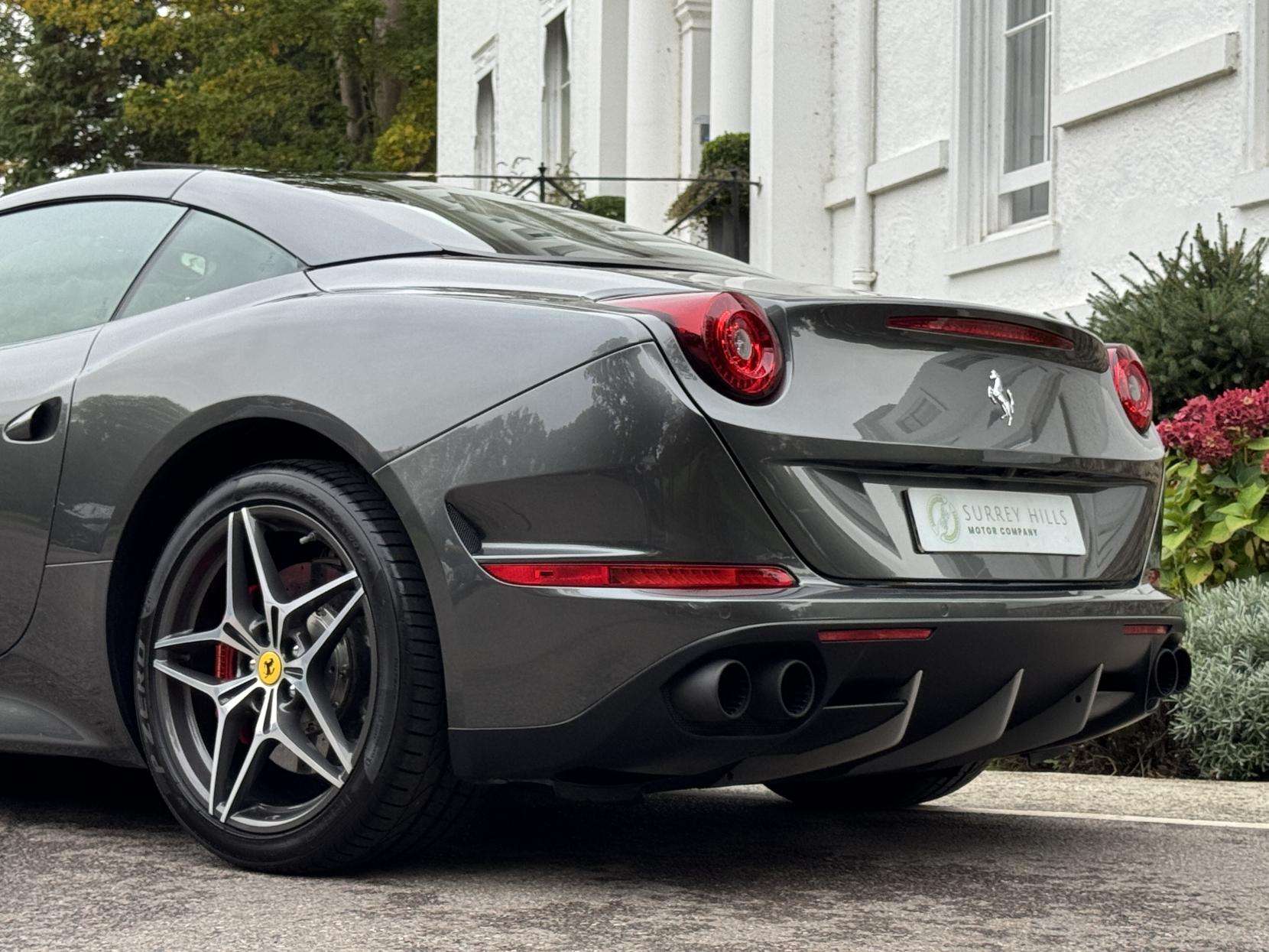2016 FERRARI CALIFORNIA 2016 FERRARI CALIFORNIA