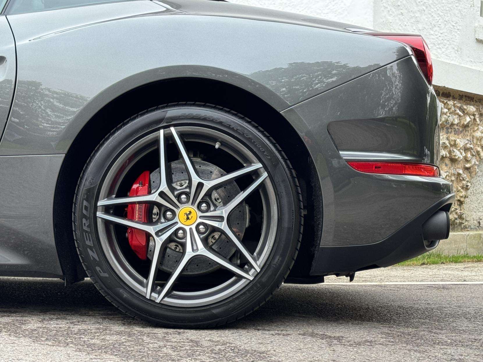 2016 FERRARI CALIFORNIA 2016 FERRARI CALIFORNIA