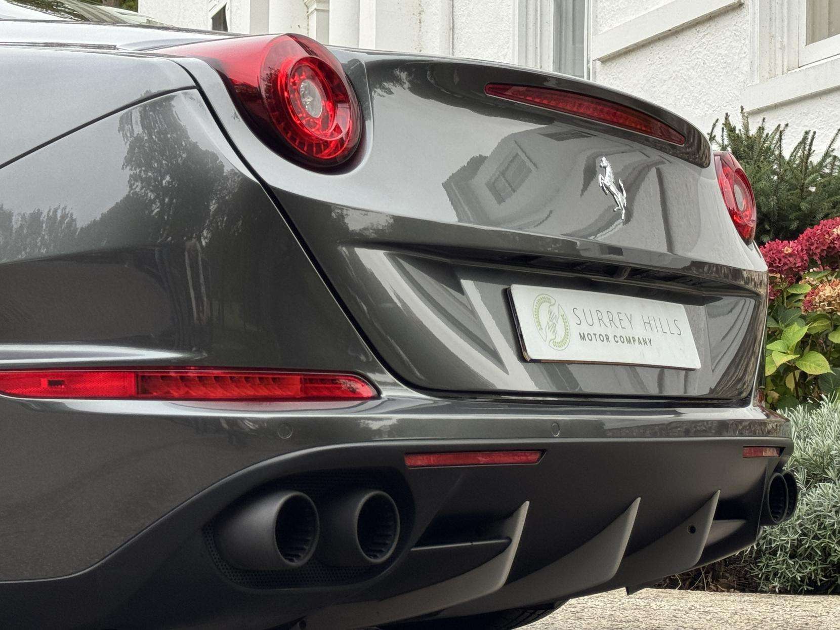 2016 FERRARI CALIFORNIA 2016 FERRARI CALIFORNIA