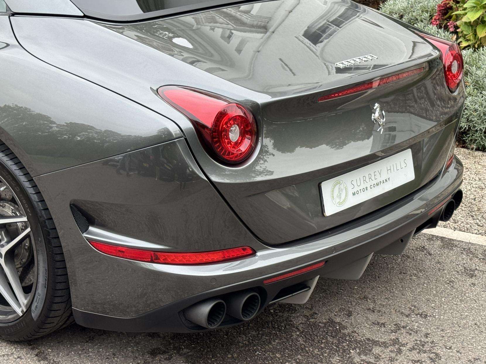 2016 FERRARI CALIFORNIA 2016 FERRARI CALIFORNIA