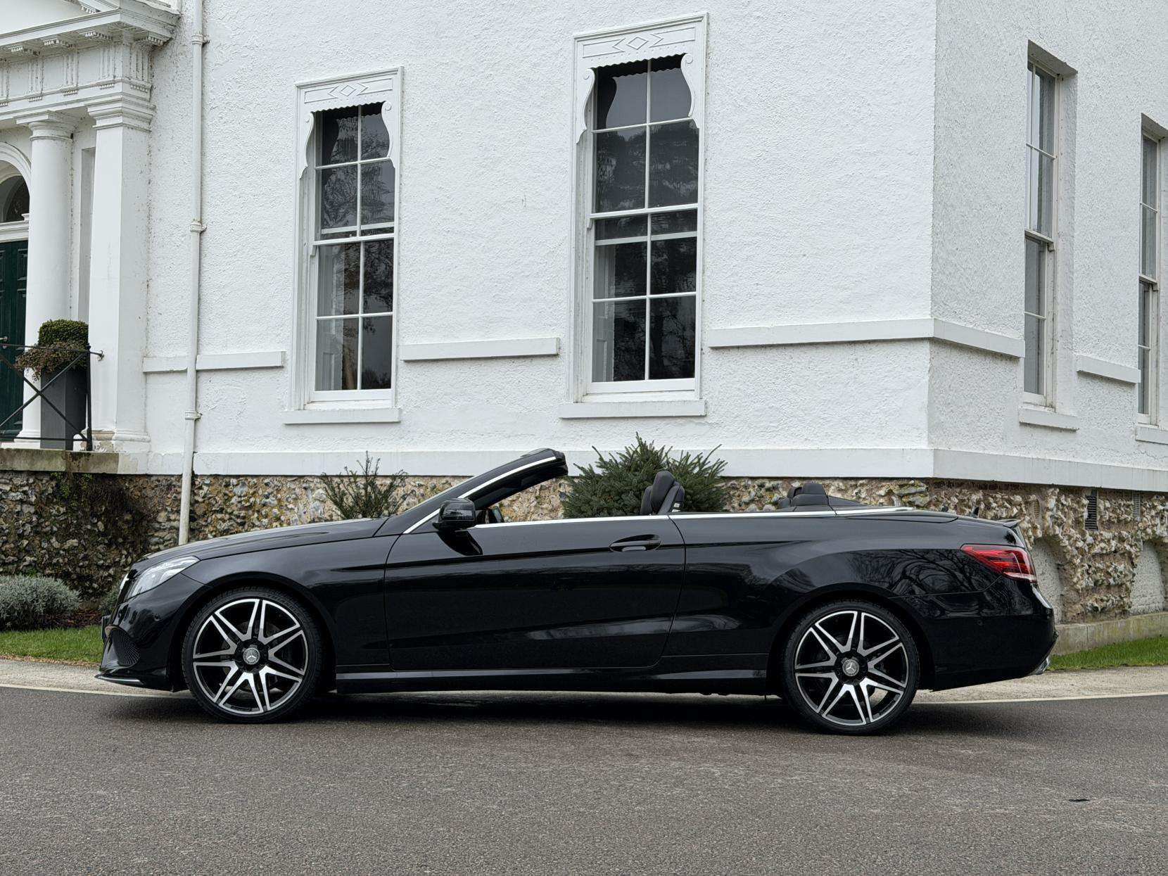 A 2015 MERCEDES-BENZ E CLASS 2.1 E220 BlueTEC AMG Line Cabriolet 2dr Diesel G-Tronic+ Euro 6 (s/s) (177 ps) A 2015 MERCEDES-BENZ E CLASS 2.1 E220 BlueTEC AMG Line Cabriolet 2dr Diesel G-Tronic+ Euro 6 (s/s) (177 ps)