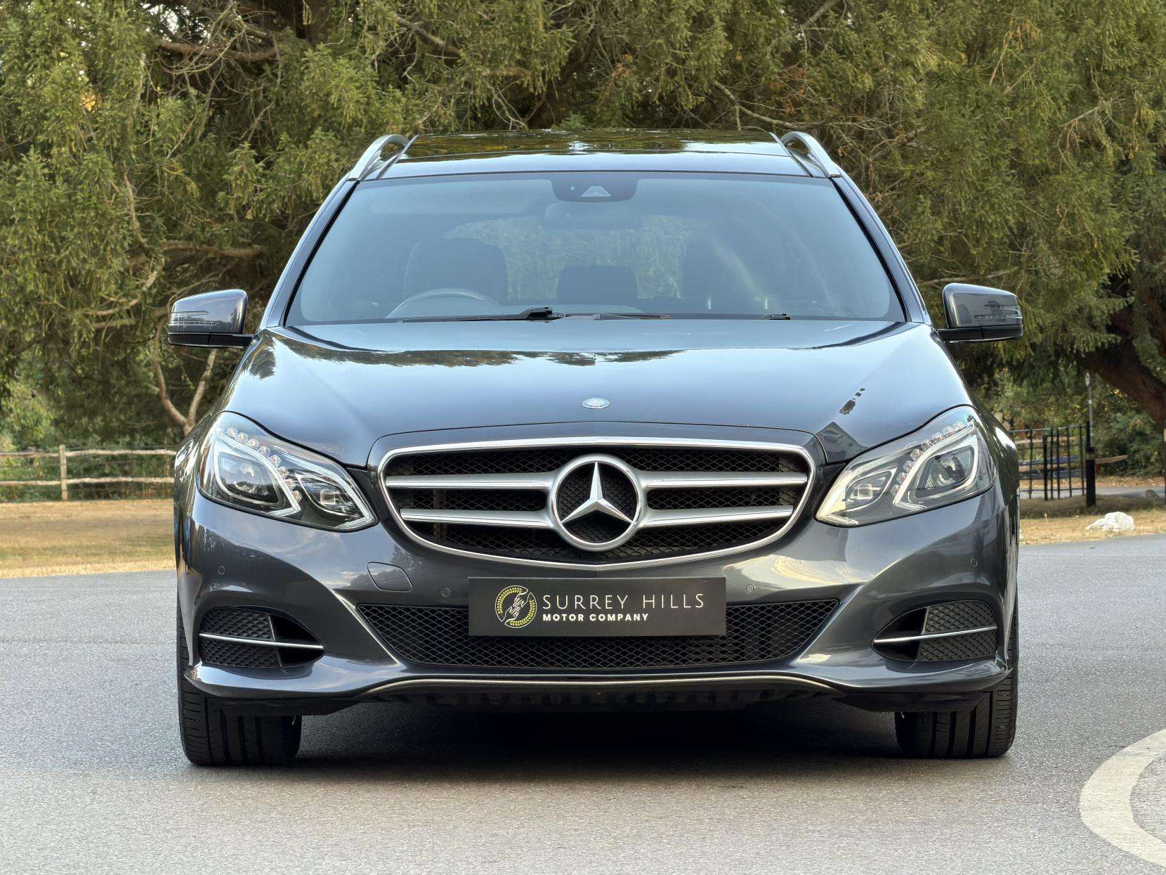 A 2015 MERCEDES-BENZ E CLASS 2.0 E250 SE (Premium) Estate 5dr Petrol G-Tronic+ Euro 6 (s/s) (211 ps) A 2015 MERCEDES-BENZ E CLASS 2.0 E250 SE (Premium) Estate 5dr Petrol G-Tronic+ Euro 6 (s/s) (211 ps)