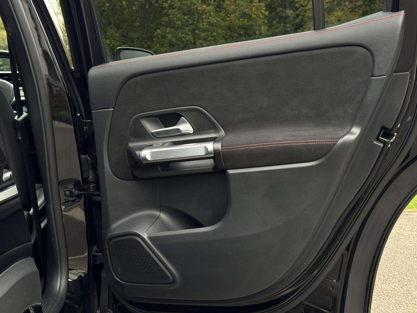 2022 MERCEDES-BENZ GLB 2022 MERCEDES-BENZ GLB