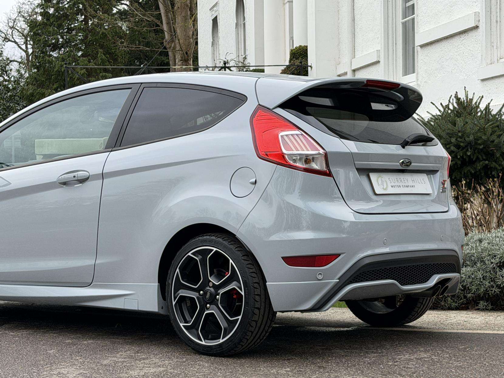 2016 FORD FIESTA 2016 FORD FIESTA