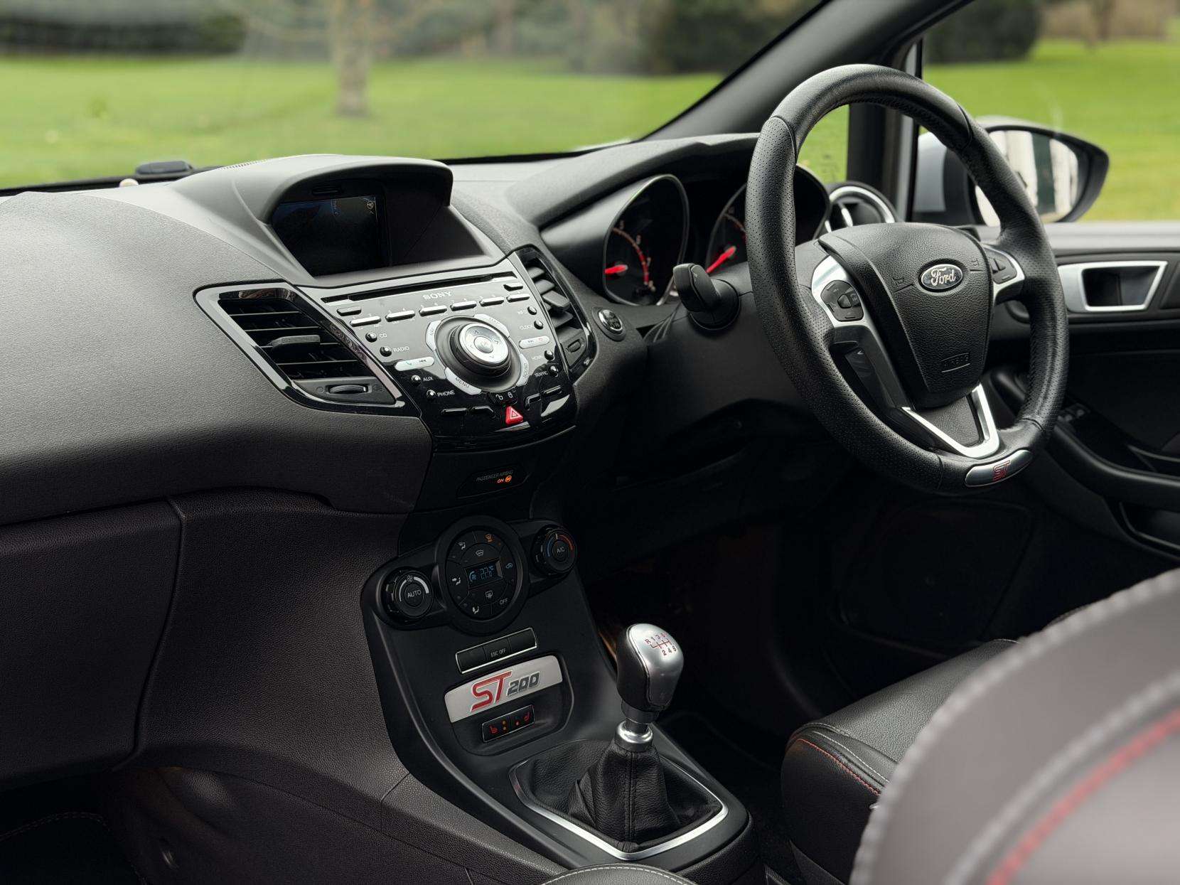 2016 FORD FIESTA 2016 FORD FIESTA