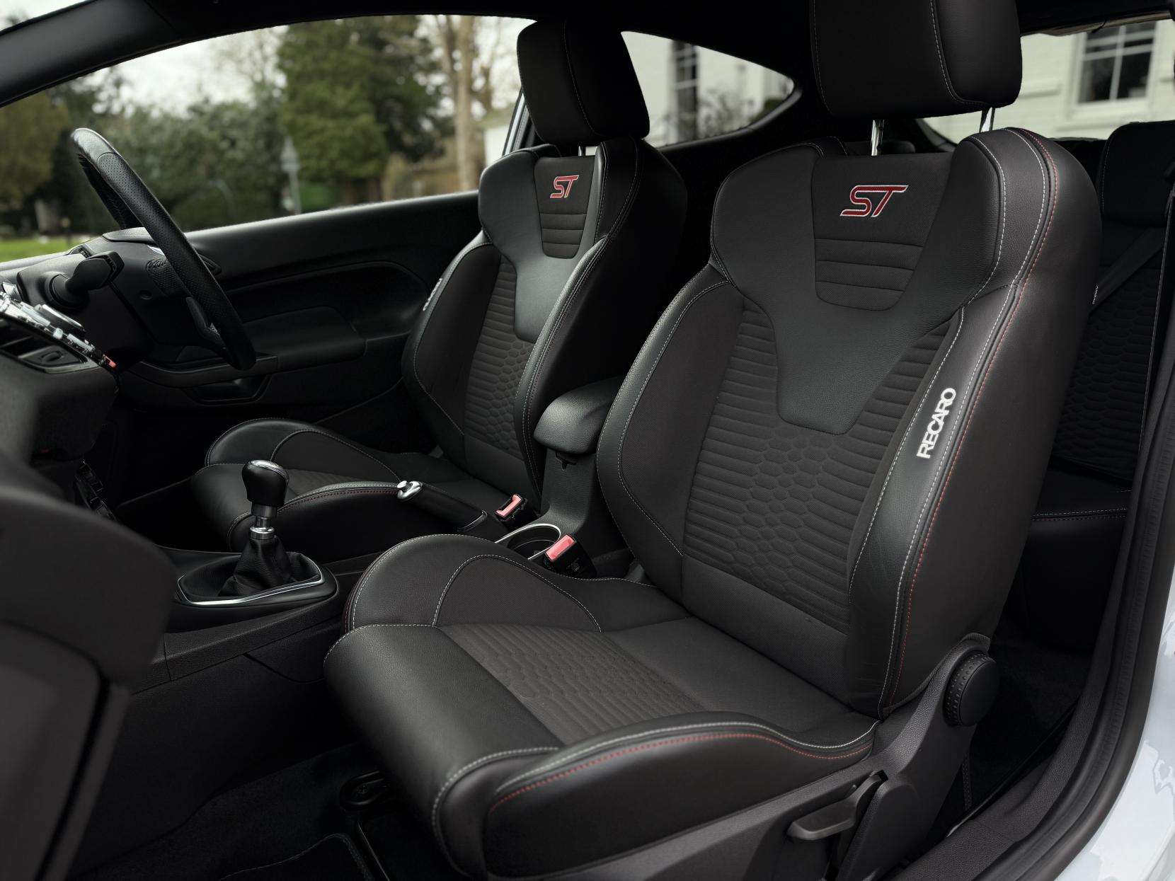 2016 FORD FIESTA 2016 FORD FIESTA