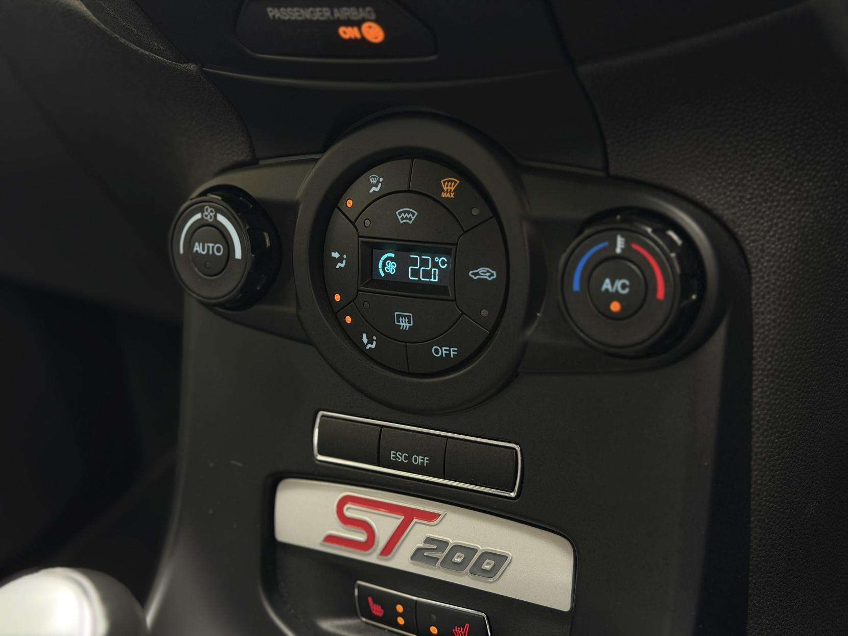 2016 FORD FIESTA 2016 FORD FIESTA