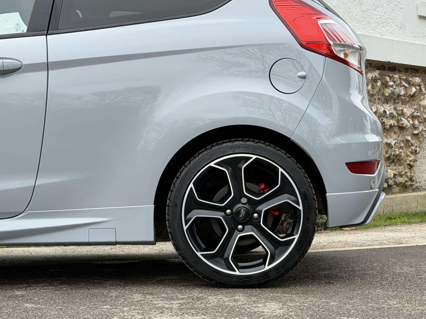 2016 FORD FIESTA 2016 FORD FIESTA