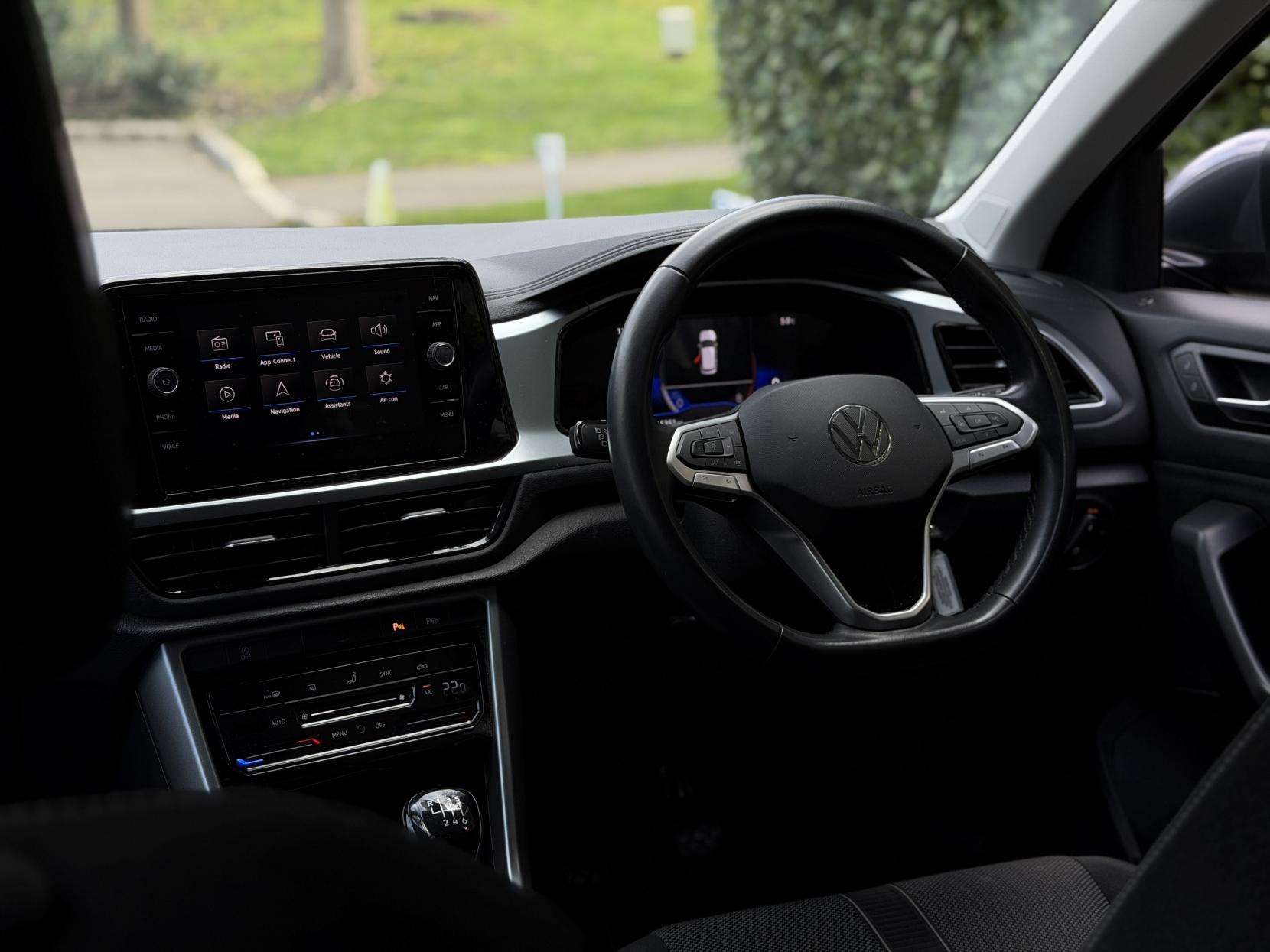 2023 VOLKSWAGEN T-ROC 2023 VOLKSWAGEN T-ROC