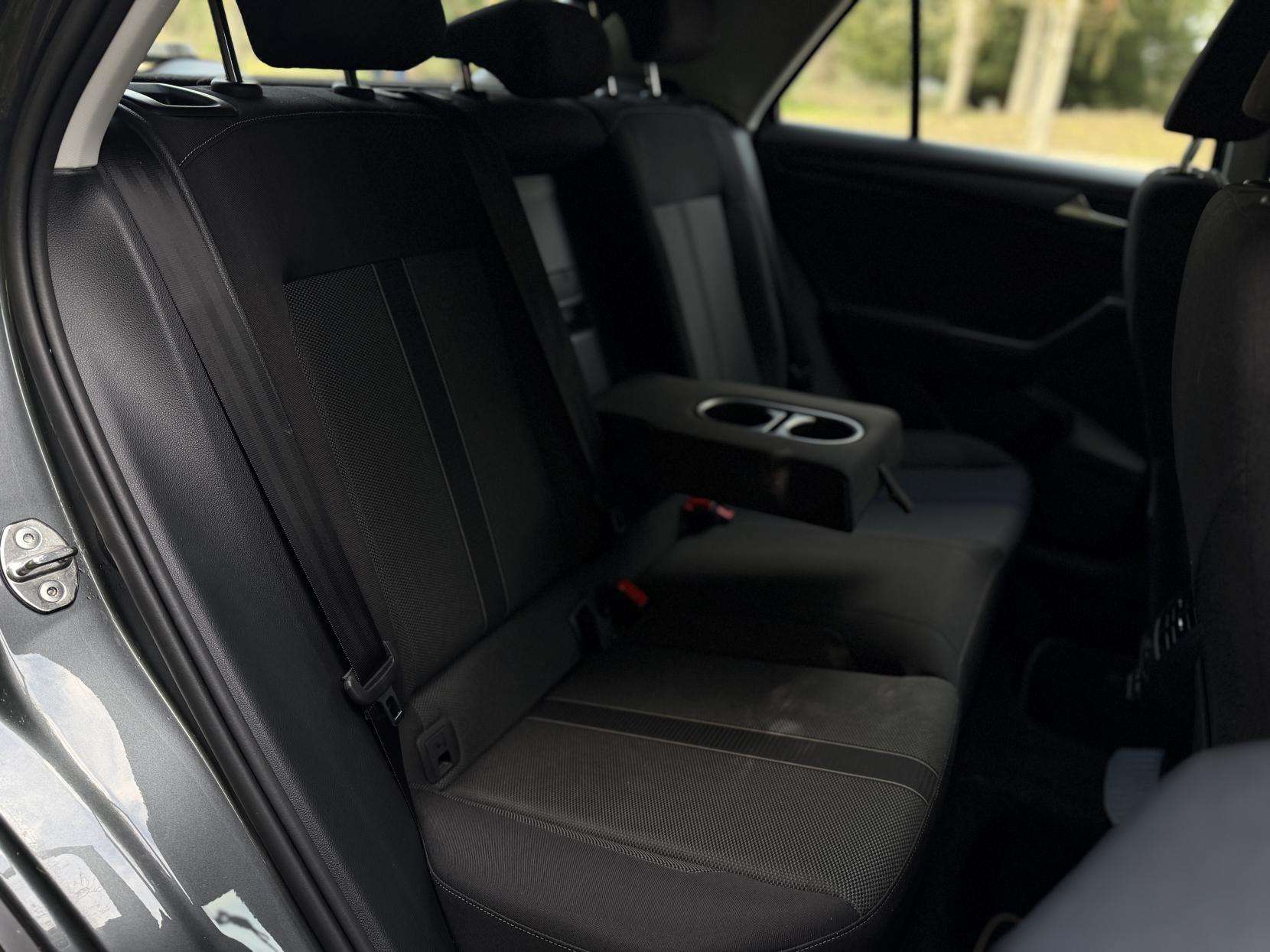 2023 VOLKSWAGEN T-ROC 2023 VOLKSWAGEN T-ROC