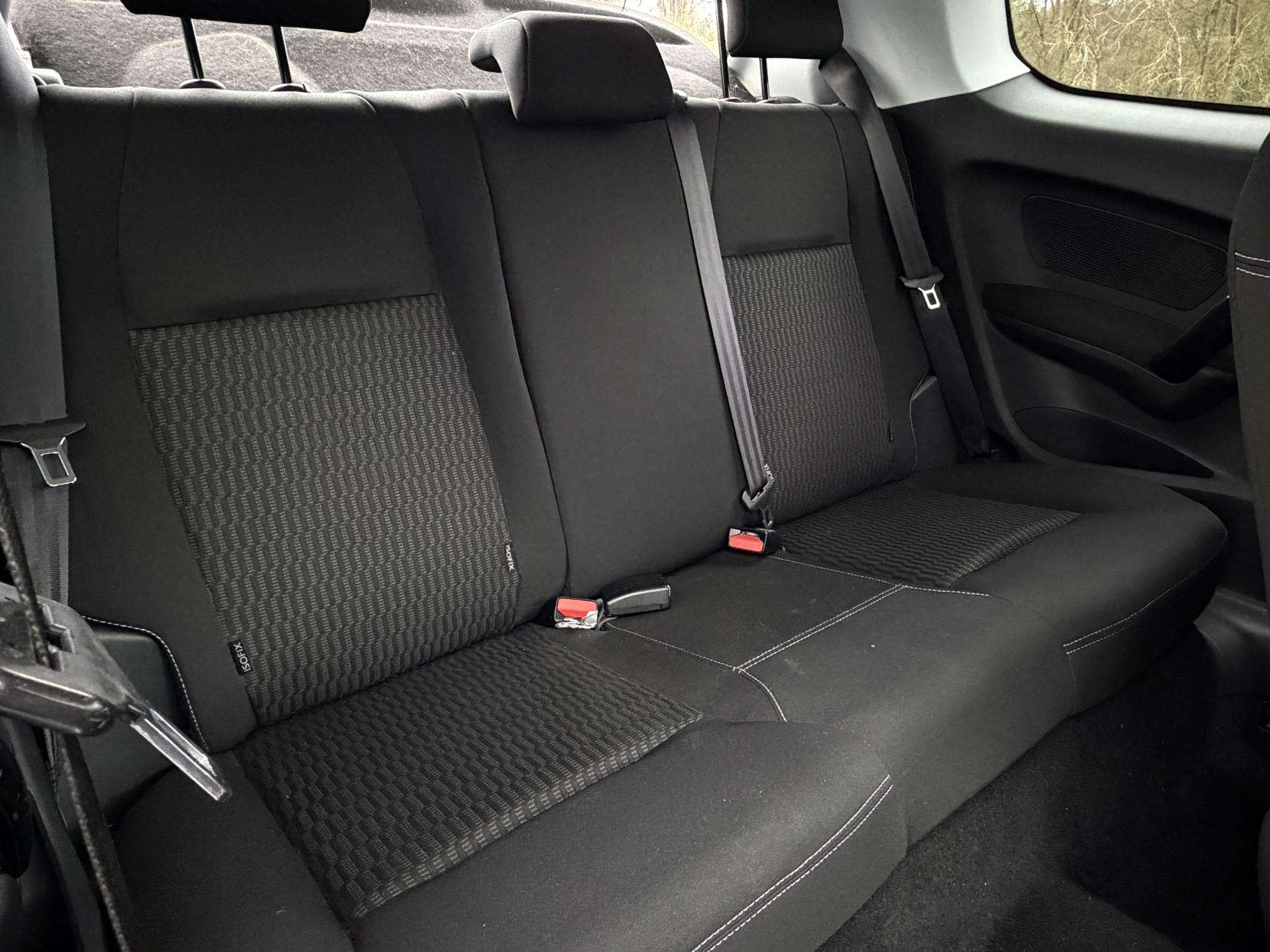 2017 PEUGEOT 208 2017 PEUGEOT 208