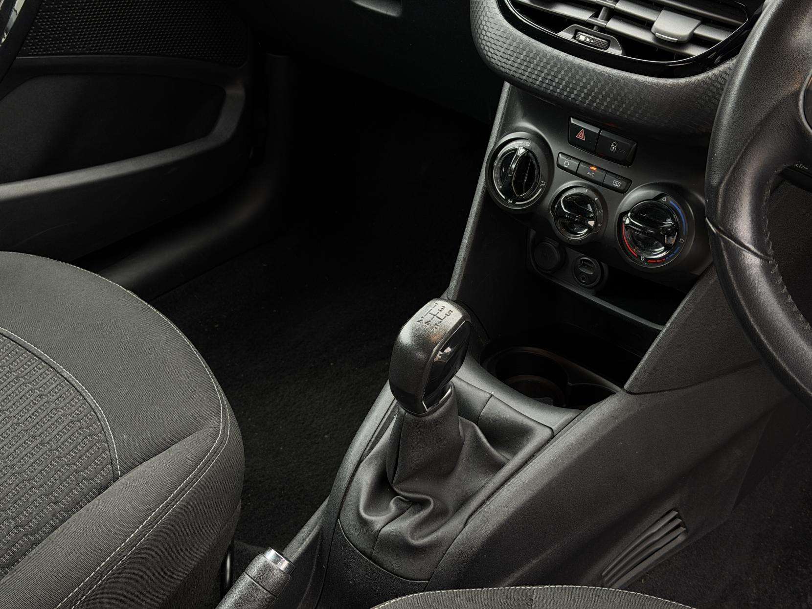 2017 PEUGEOT 208 2017 PEUGEOT 208