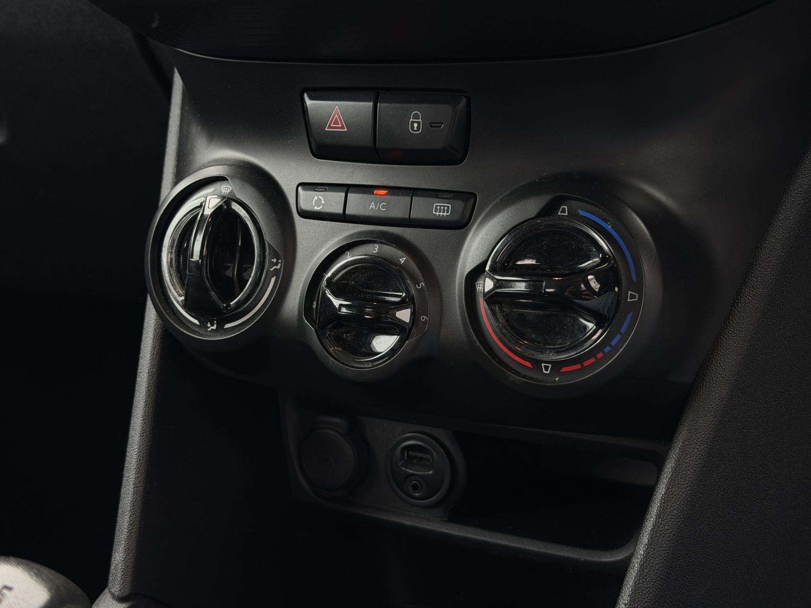 2017 PEUGEOT 208 2017 PEUGEOT 208