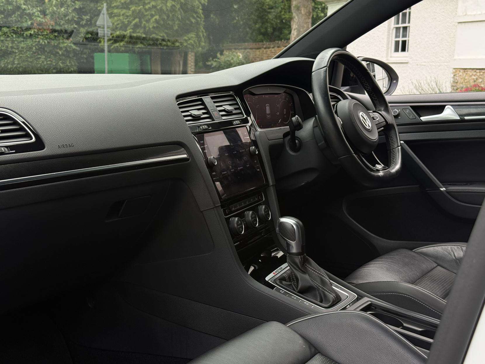 2020 VOLKSWAGEN GOLF 2020 VOLKSWAGEN GOLF