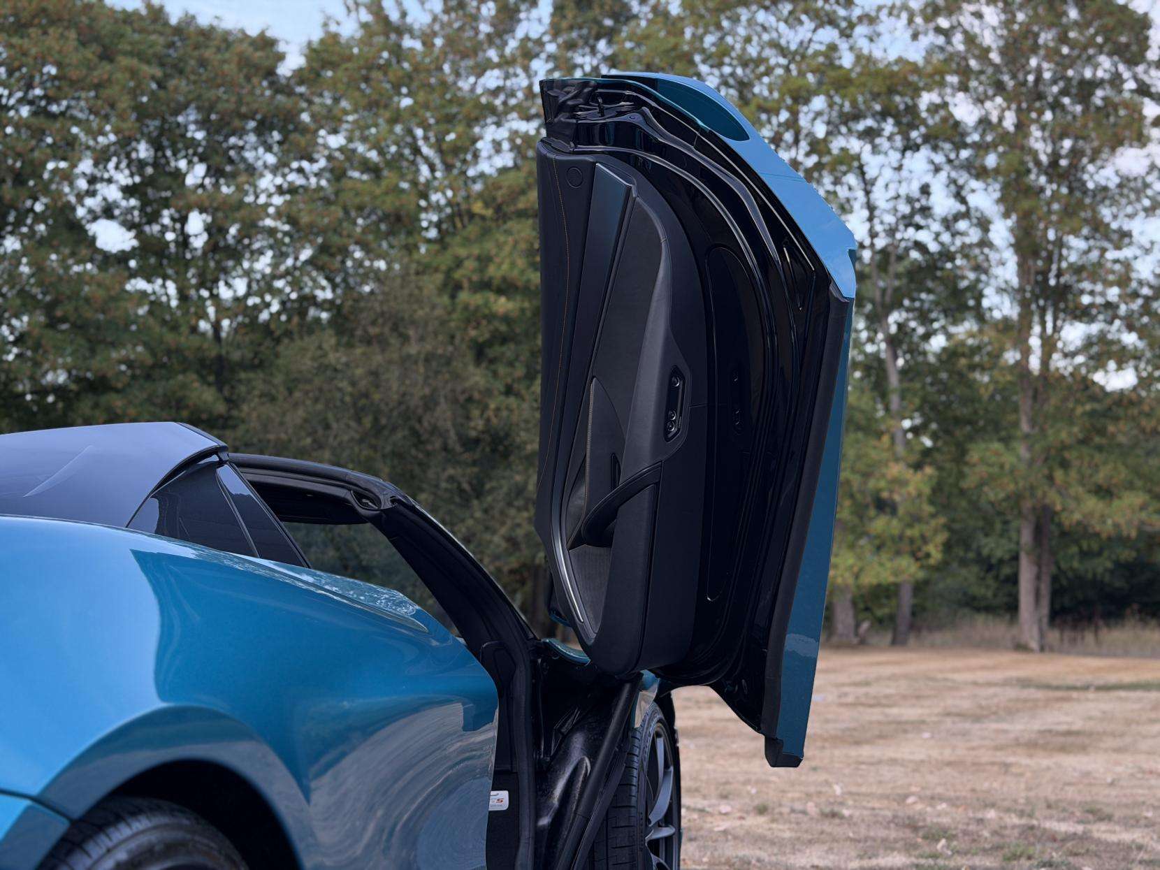 2020 MCLAREN 720S 2020 MCLAREN 720S
