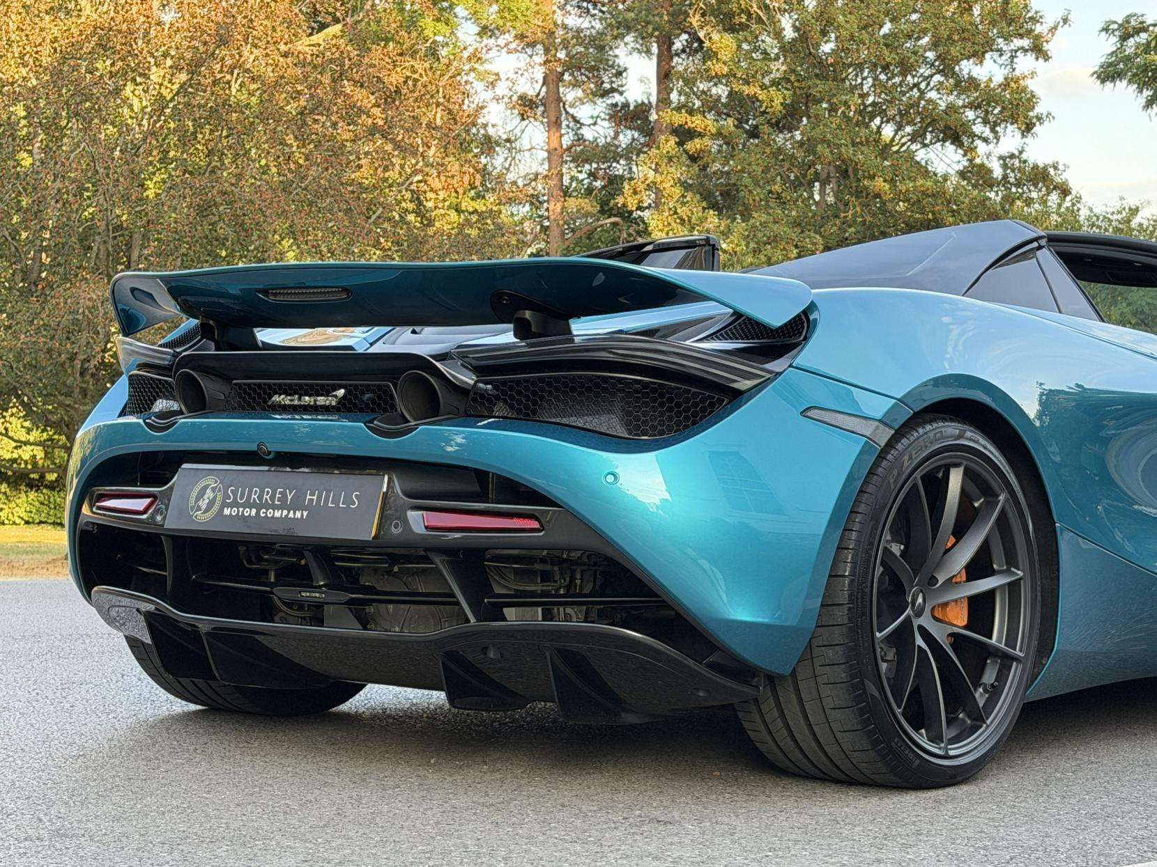 2020 MCLAREN 720S 2020 MCLAREN 720S