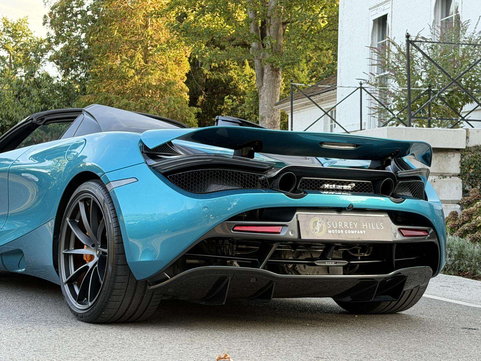 2020 MCLAREN 720S 2020 MCLAREN 720S