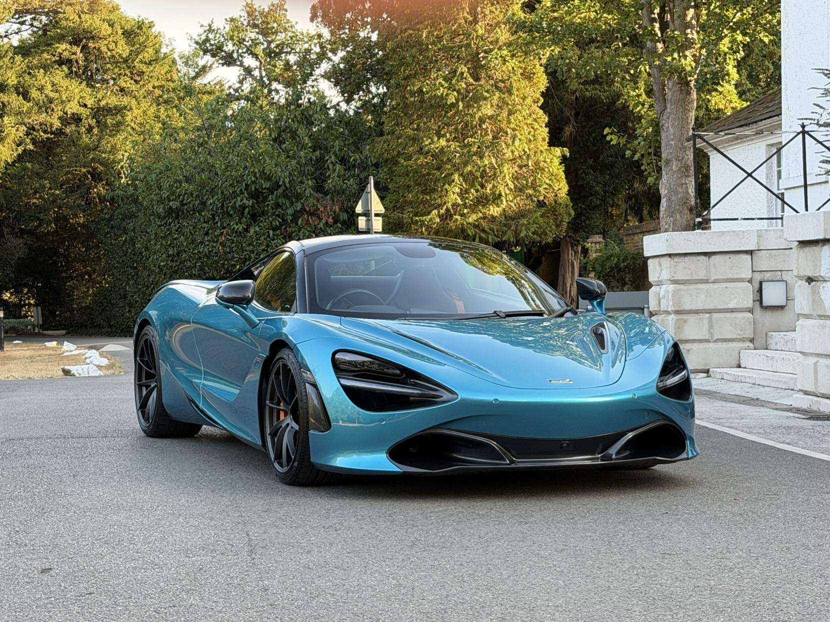 2020 MCLAREN 720S 2020 MCLAREN 720S