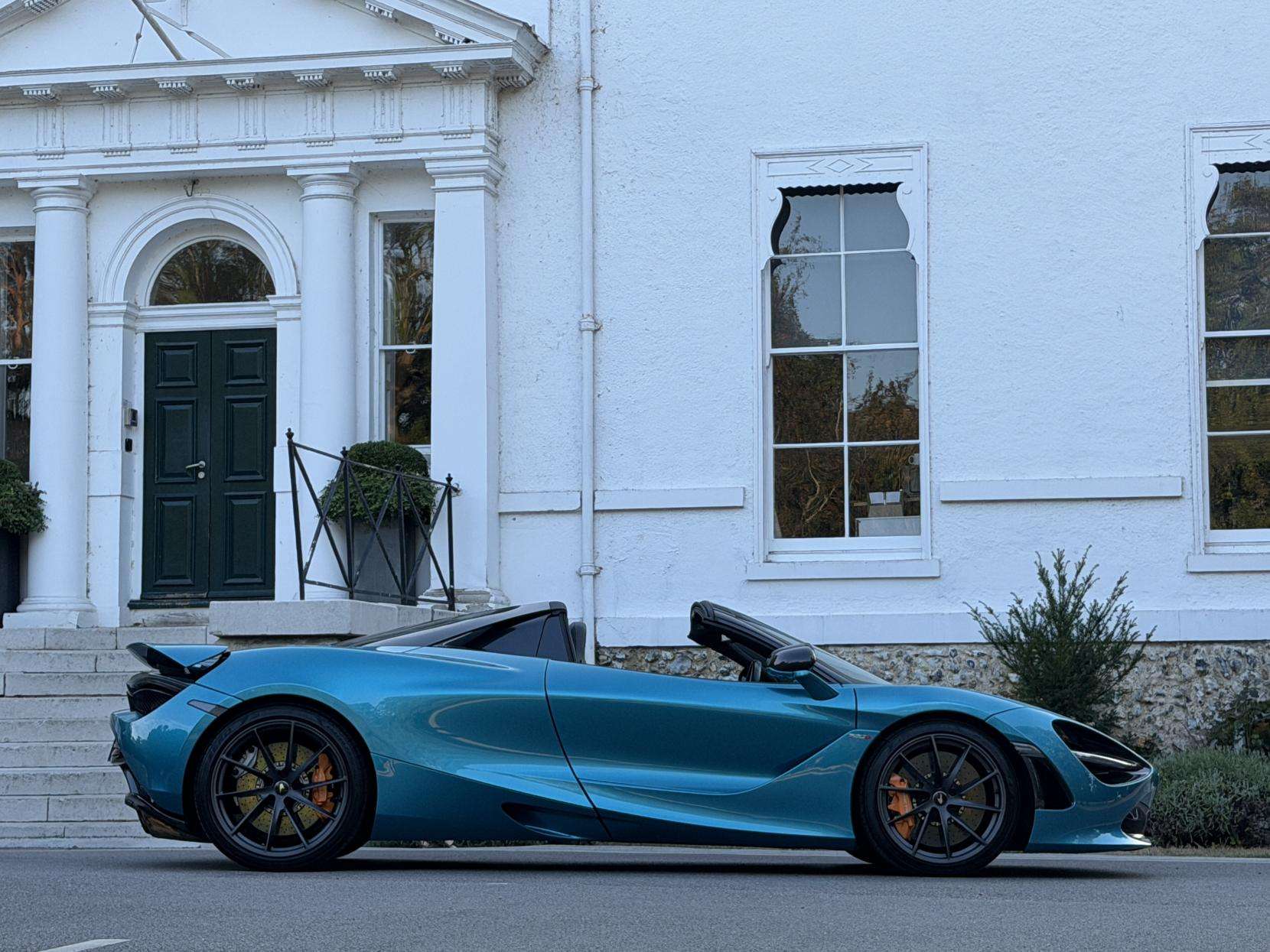 2020 MCLAREN 720S 2020 MCLAREN 720S