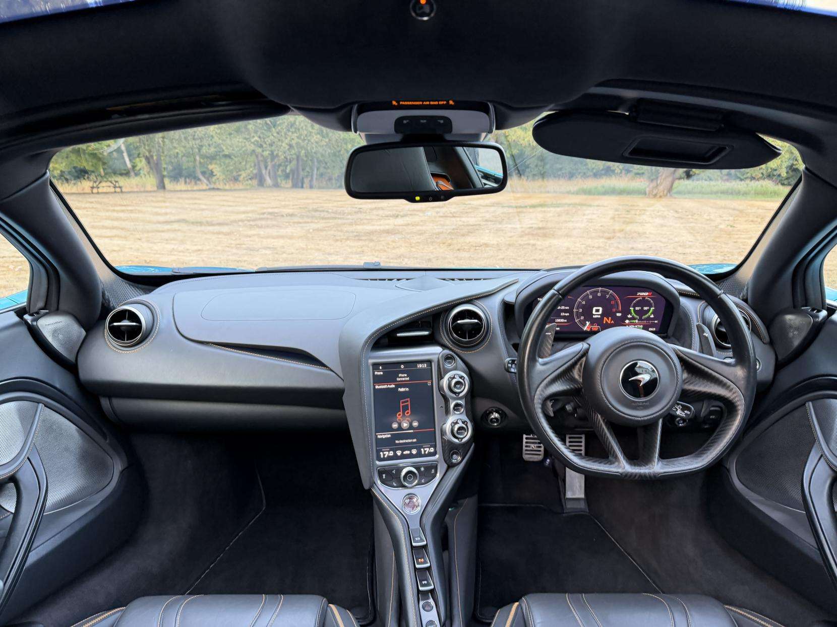 2020 MCLAREN 720S 2020 MCLAREN 720S