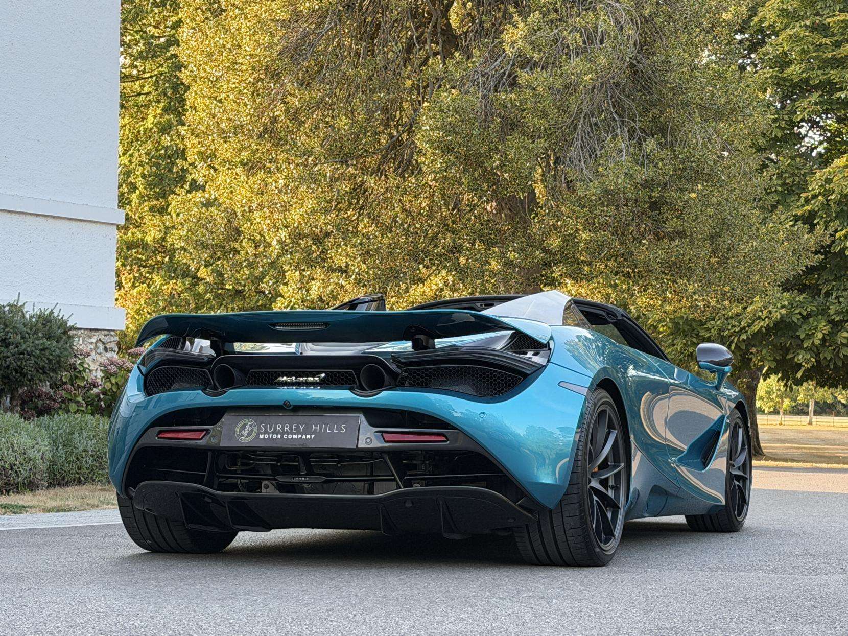 2020 MCLAREN 720S 2020 MCLAREN 720S