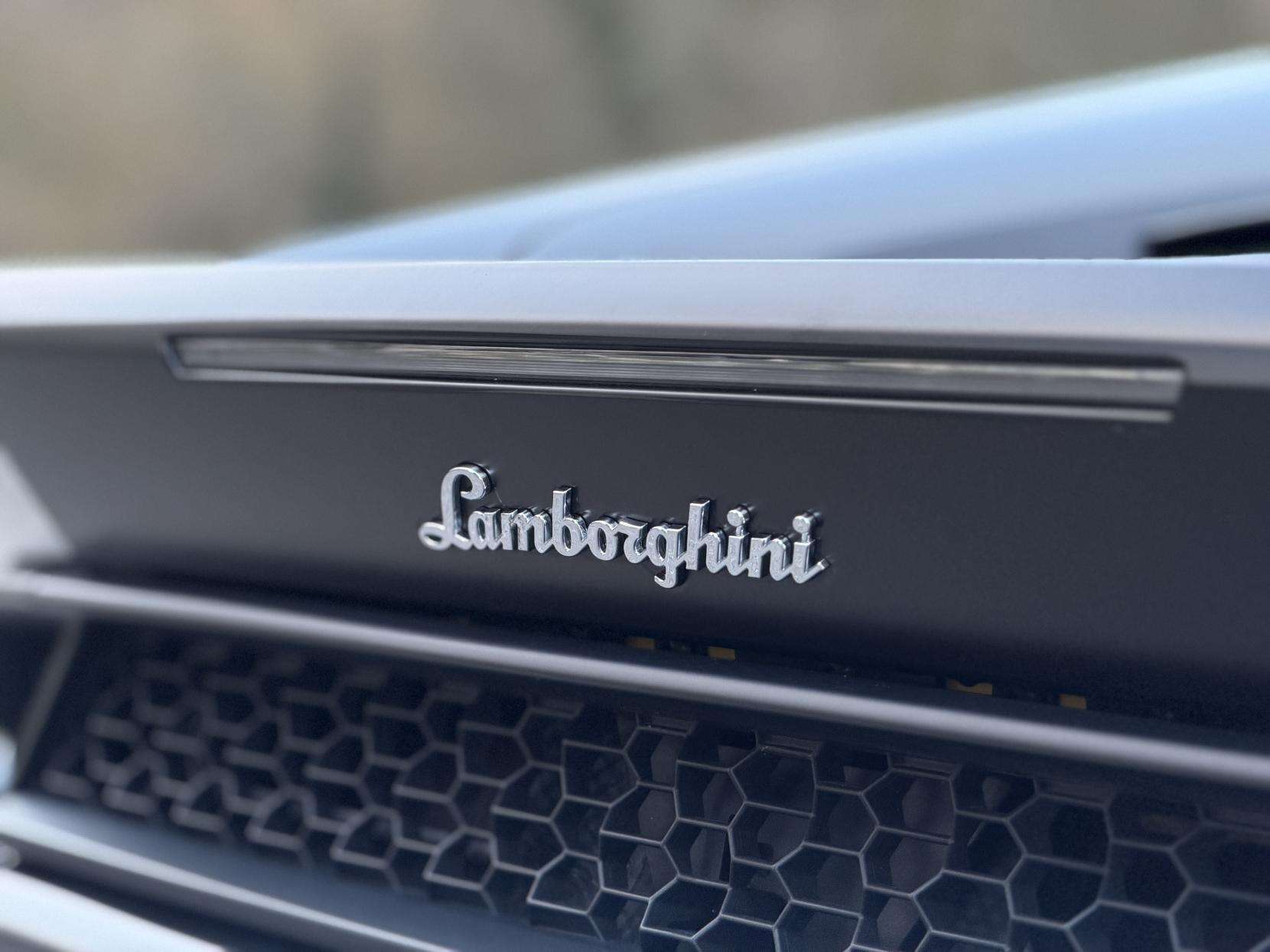 2024 LAMBORGHINI HURACAN 2024 LAMBORGHINI HURACAN