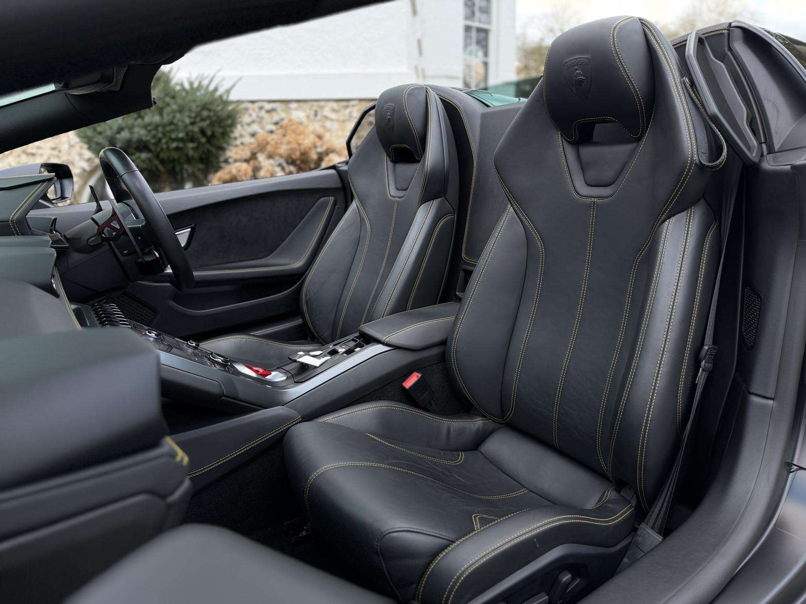 2024 LAMBORGHINI HURACAN 2024 LAMBORGHINI HURACAN