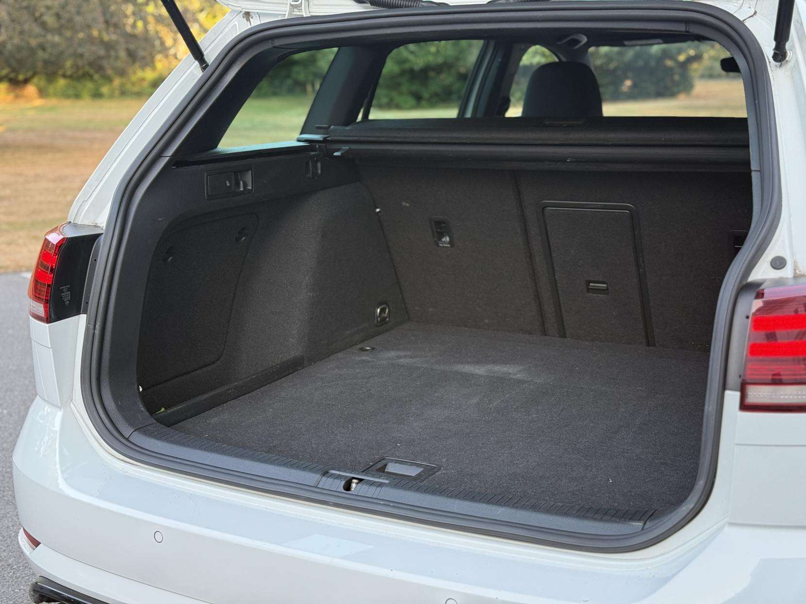 2019 VOLKSWAGEN GOLF 2019 VOLKSWAGEN GOLF