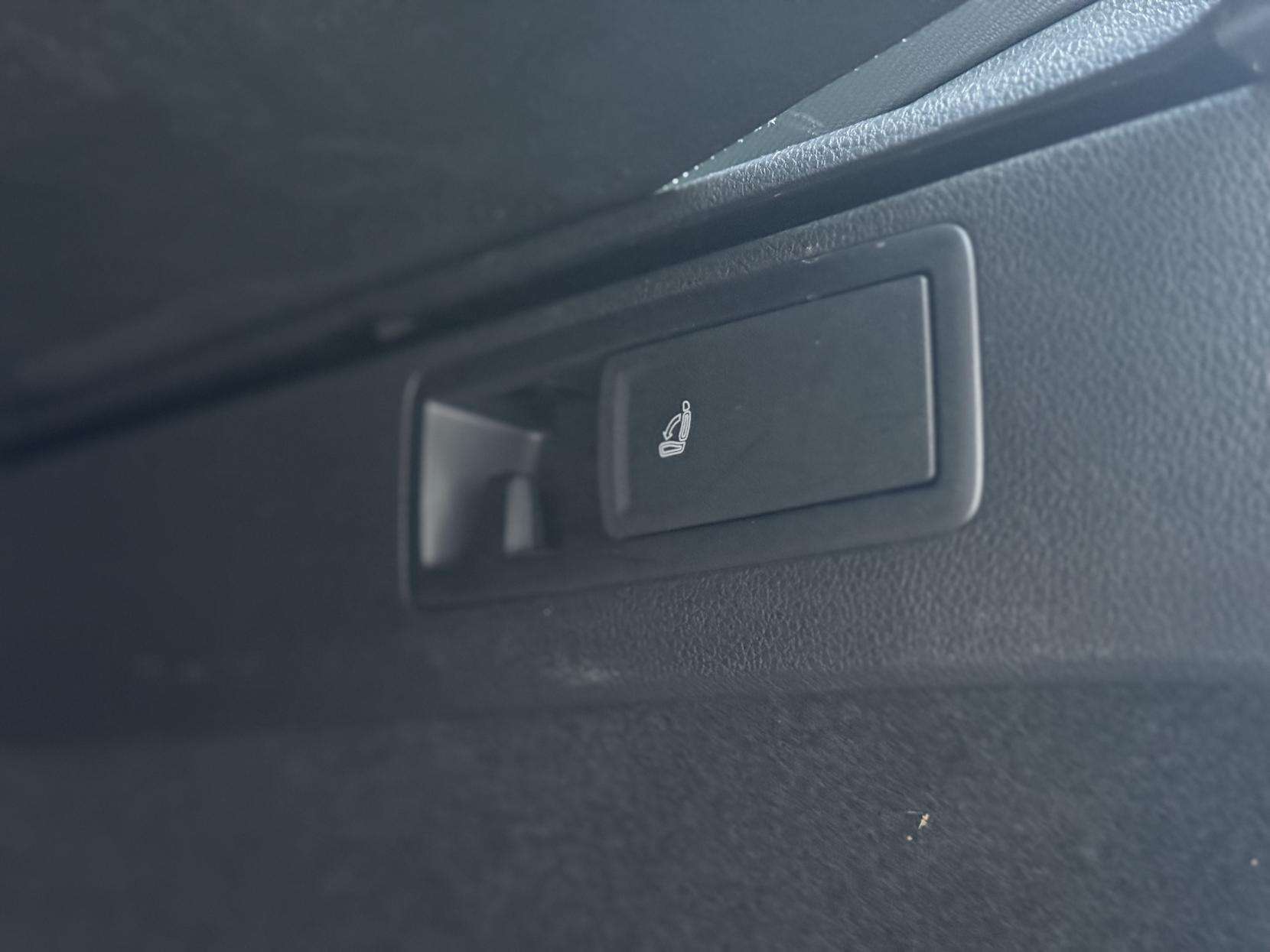 2019 VOLKSWAGEN GOLF 2019 VOLKSWAGEN GOLF