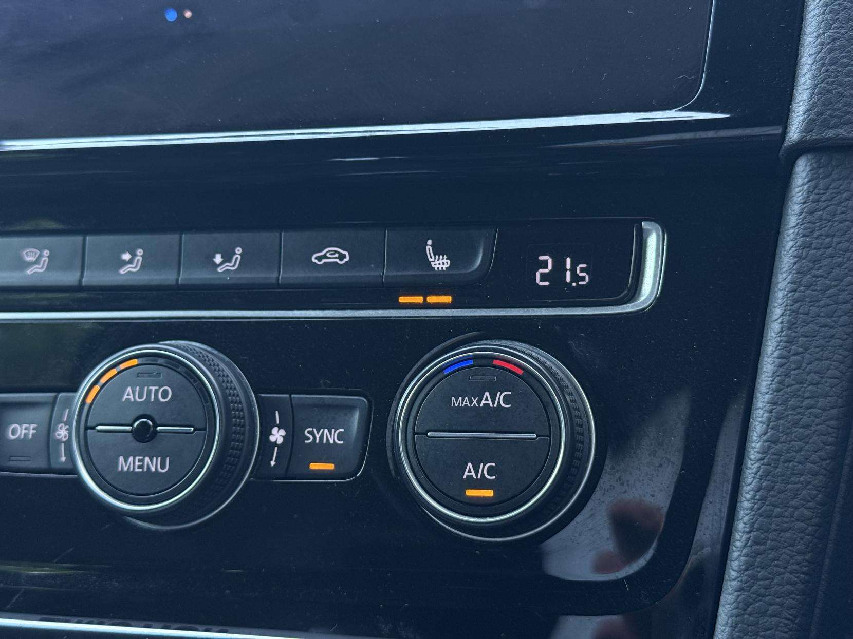 2019 VOLKSWAGEN GOLF 2019 VOLKSWAGEN GOLF