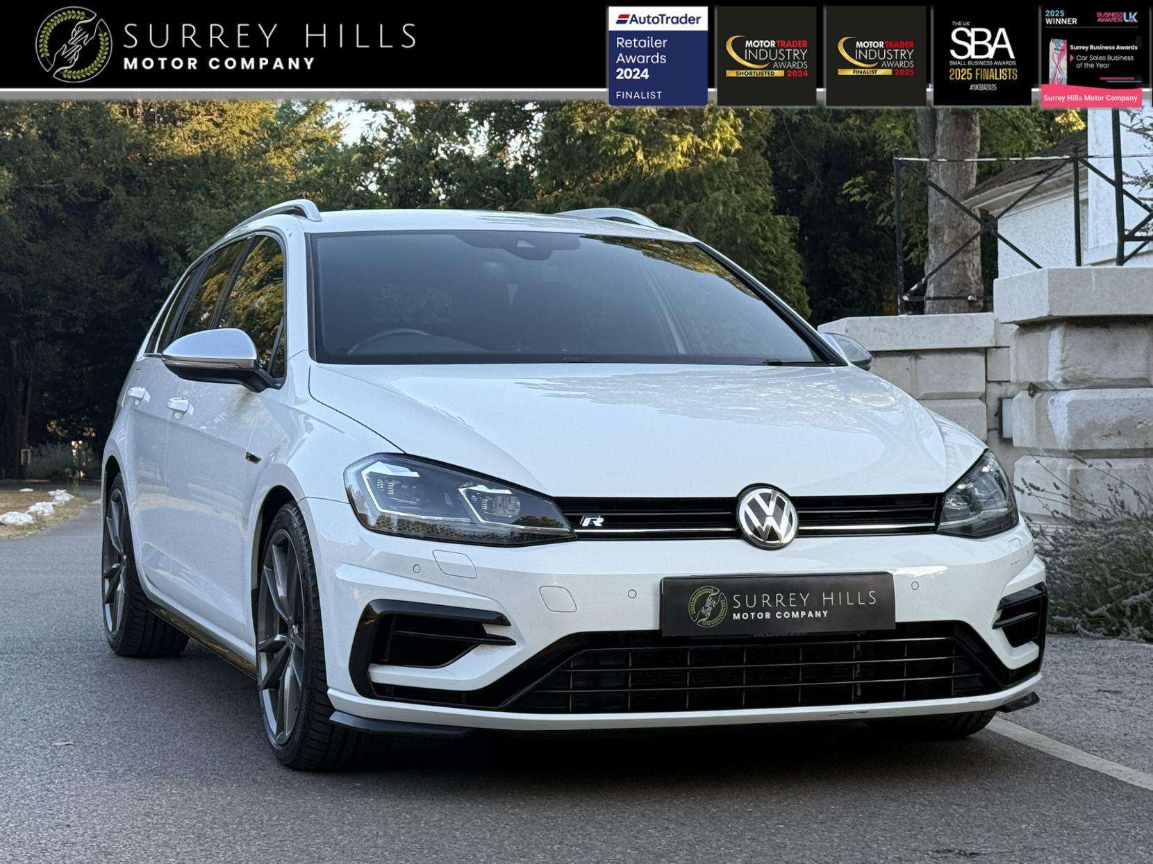 A 2019 VOLKSWAGEN GOLF 2.0 TSI R Estate 5dr Petrol DSG 4Motion Euro 6 (s/s) (300 ps) A 2019 VOLKSWAGEN GOLF 2.0 TSI R Estate 5dr Petrol DSG 4Motion Euro 6 (s/s) (300 ps)