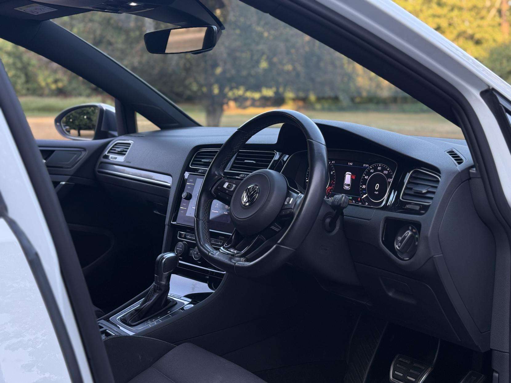 2019 VOLKSWAGEN GOLF 2019 VOLKSWAGEN GOLF