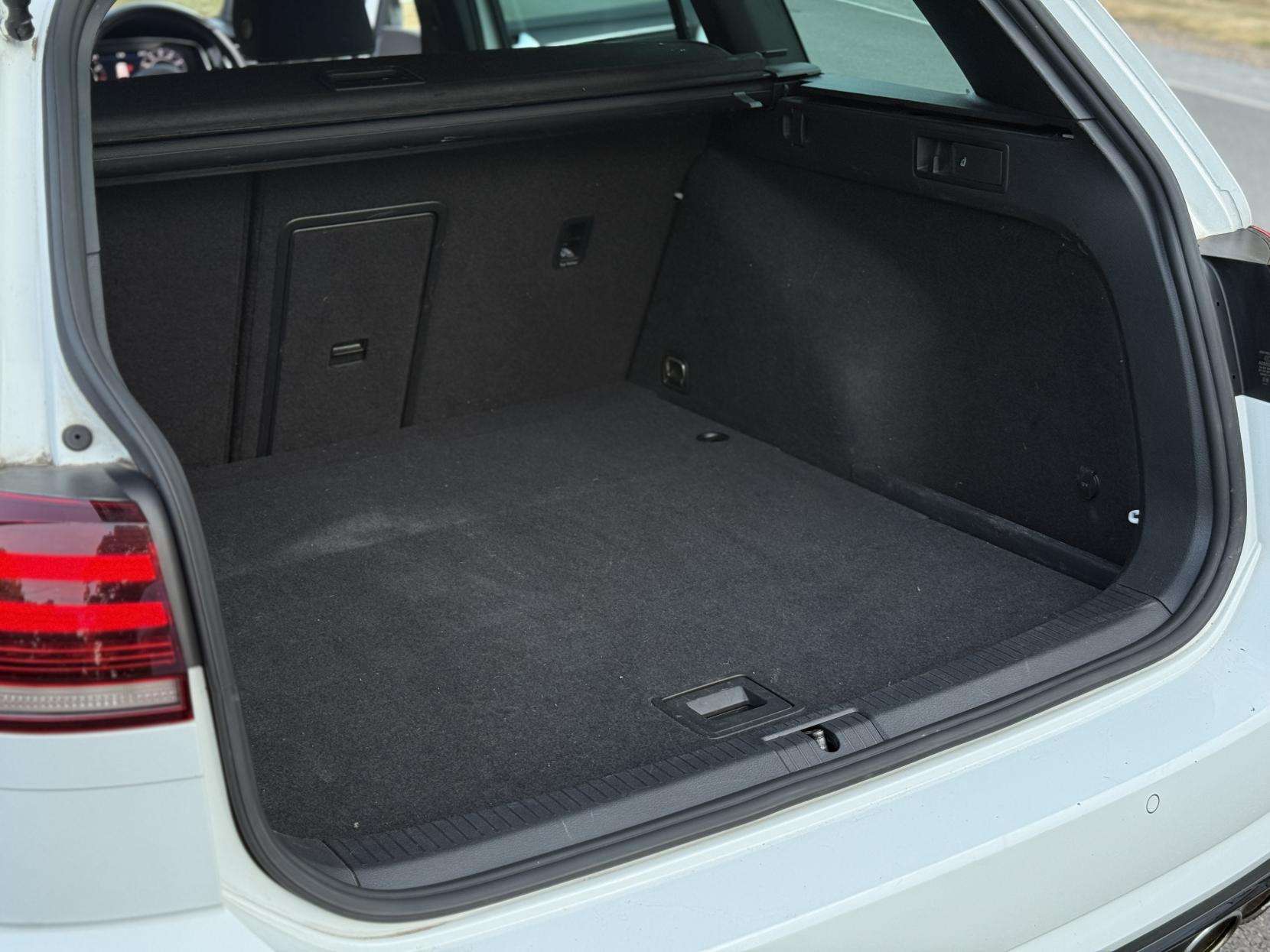2019 VOLKSWAGEN GOLF 2019 VOLKSWAGEN GOLF