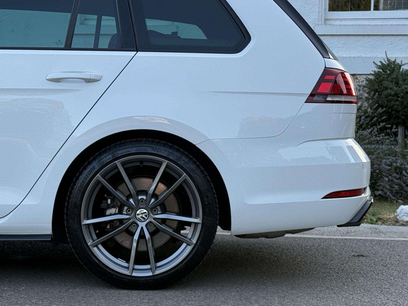 2019 VOLKSWAGEN GOLF 2019 VOLKSWAGEN GOLF