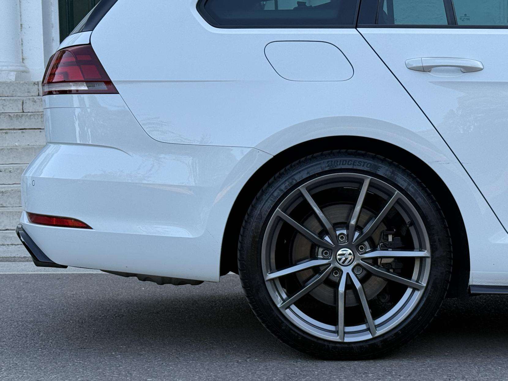 2019 VOLKSWAGEN GOLF 2019 VOLKSWAGEN GOLF
