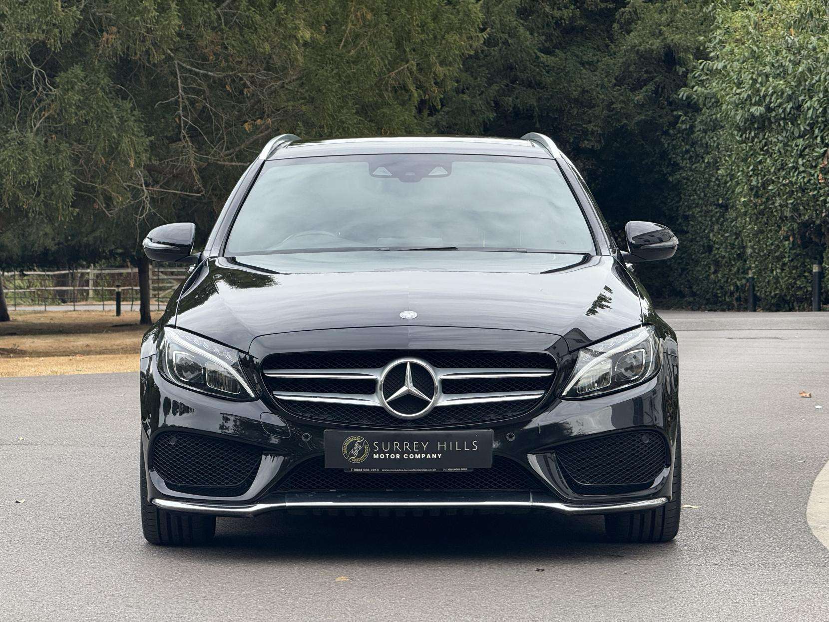 A 2016 MERCEDES-BENZ C CLASS 2.1 C220d AMG Line (Premium Plus) Estate 5dr Diesel 7G-Tronic+ Euro 6 (s/s) (170 ps) A 2016 MERCEDES-BENZ C CLASS 2.1 C220d AMG Line (Premium Plus) Estate 5dr Diesel 7G-Tronic+ Euro 6 (s/s) (170 ps)