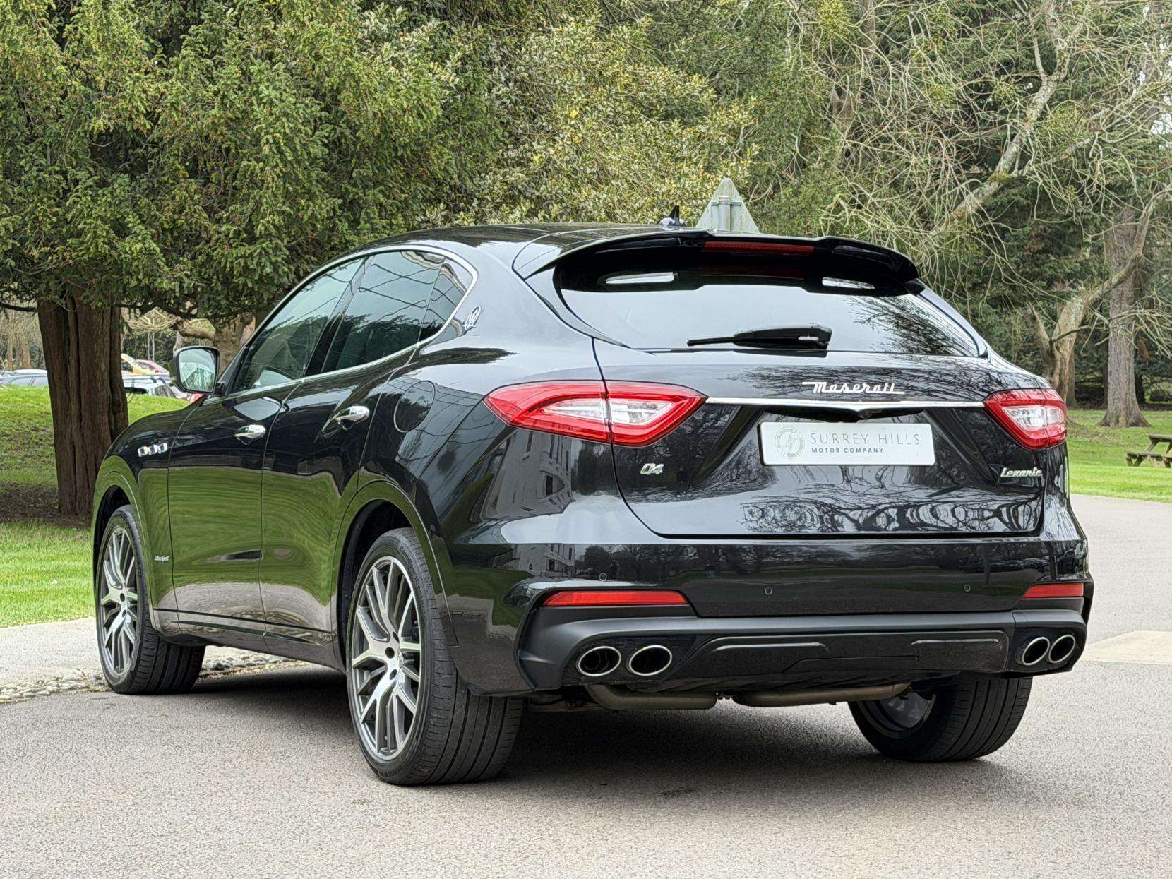 2020 MASERATI LEVANTE 2020 MASERATI LEVANTE