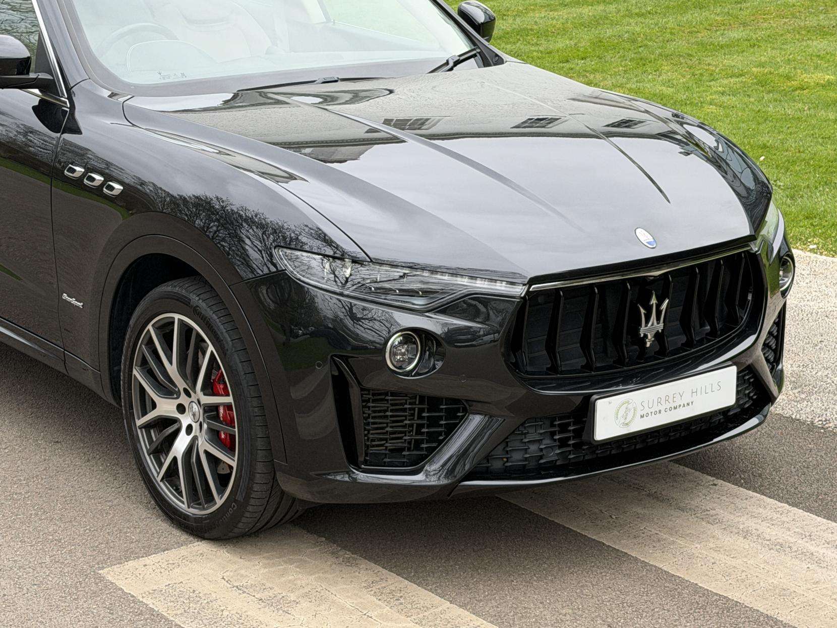 2020 MASERATI LEVANTE 2020 MASERATI LEVANTE