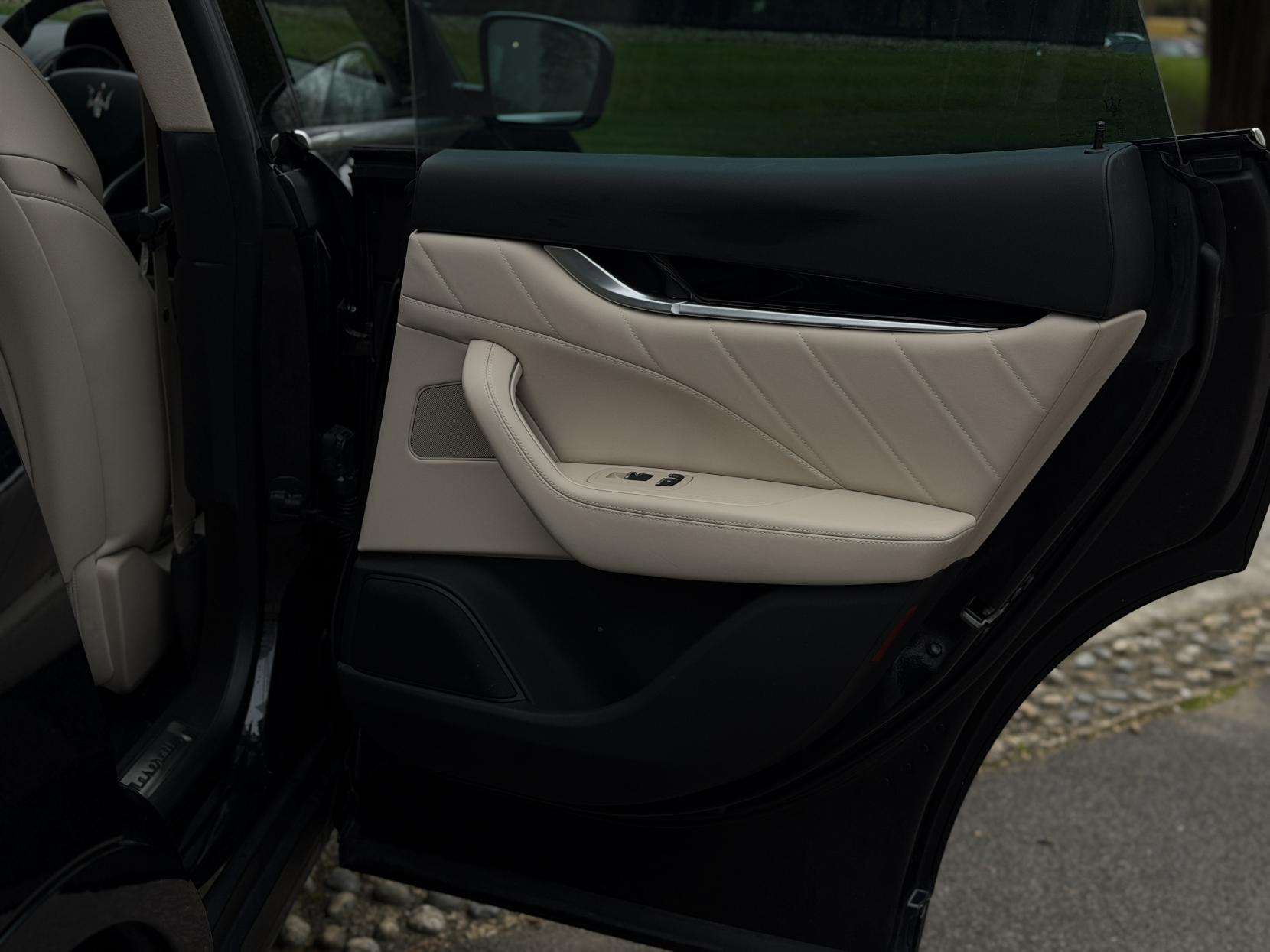 2020 MASERATI LEVANTE 2020 MASERATI LEVANTE