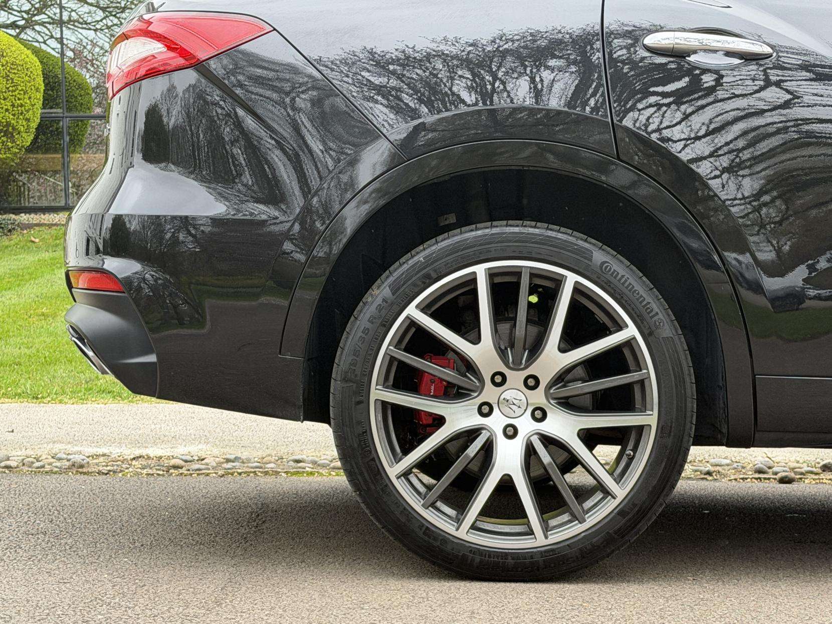 2020 MASERATI LEVANTE 2020 MASERATI LEVANTE