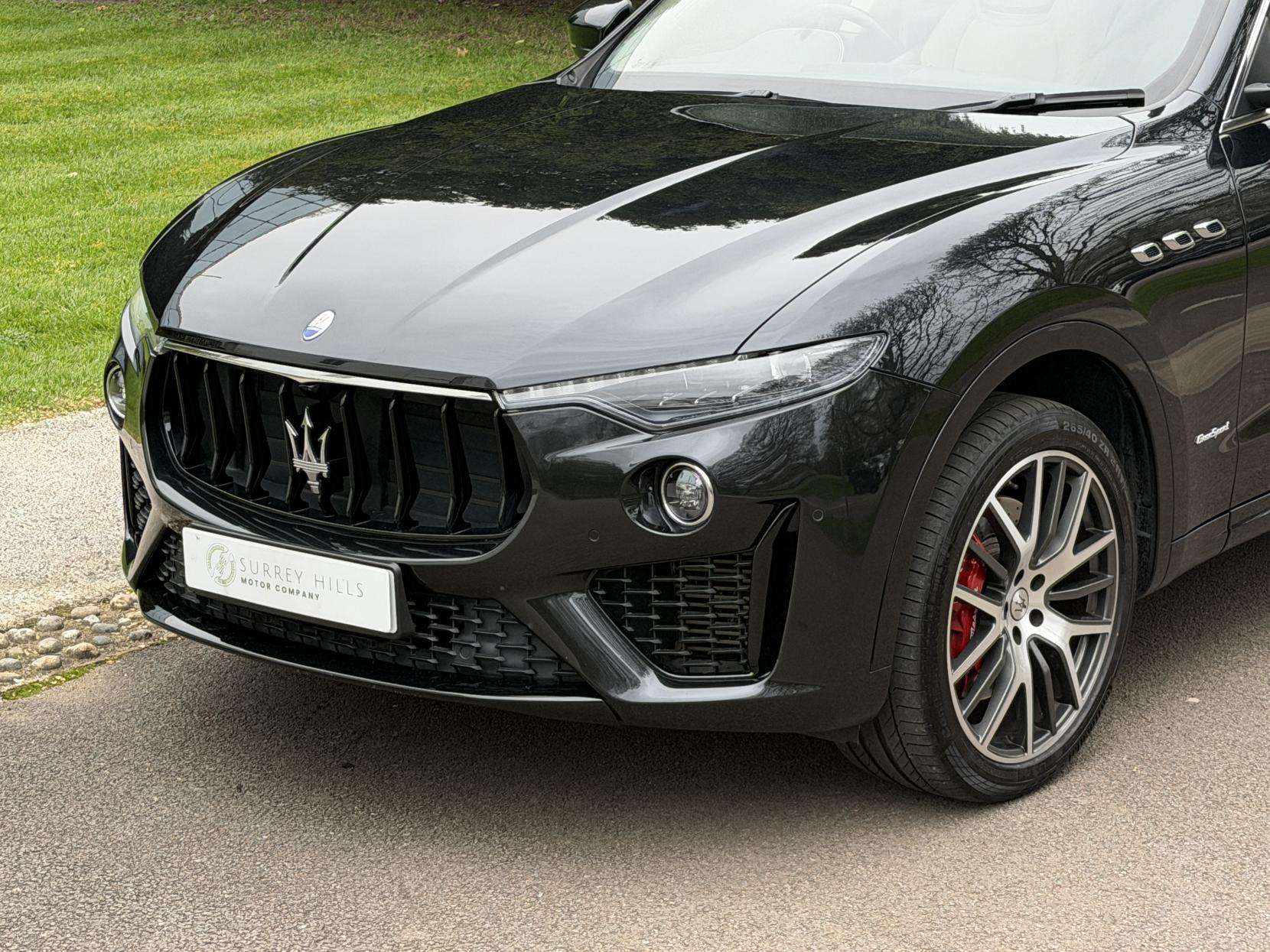 2020 MASERATI LEVANTE 2020 MASERATI LEVANTE