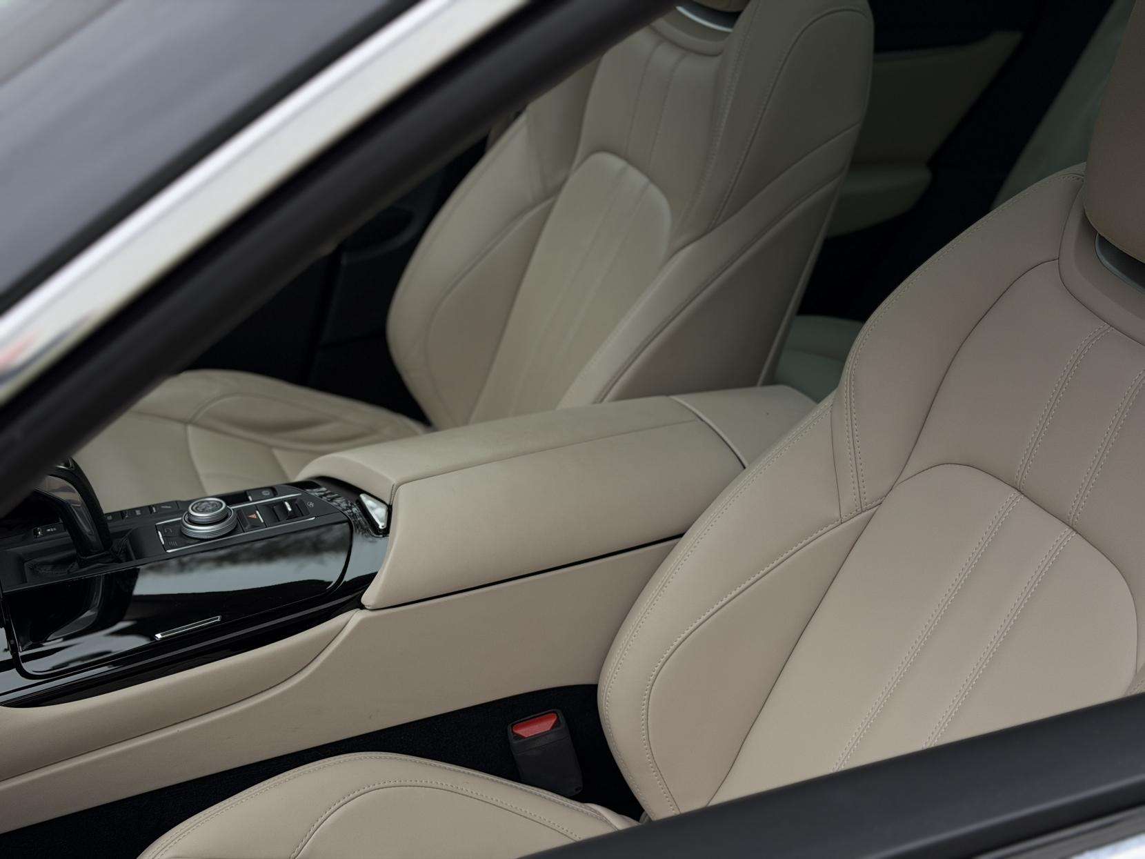 2020 MASERATI LEVANTE 2020 MASERATI LEVANTE