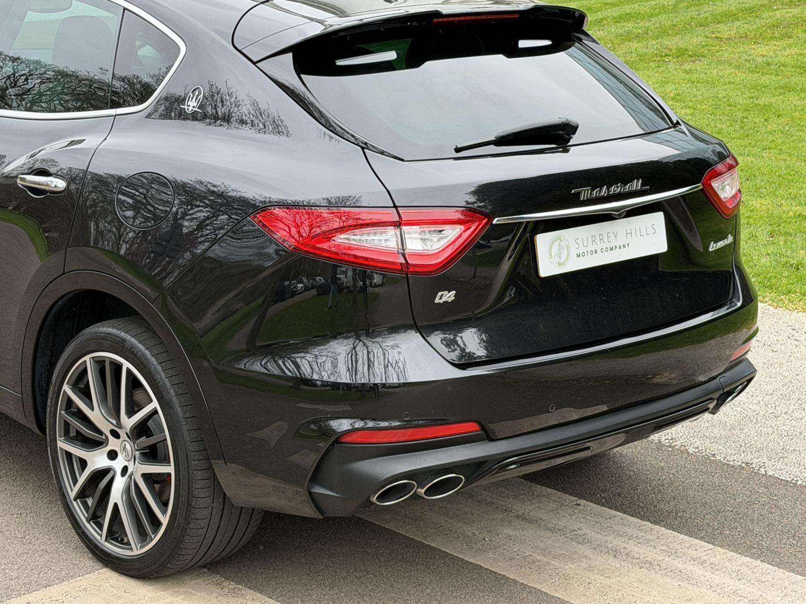 2020 MASERATI LEVANTE 2020 MASERATI LEVANTE