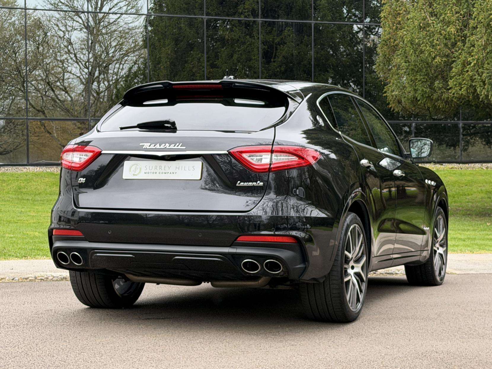 2020 MASERATI LEVANTE 2020 MASERATI LEVANTE