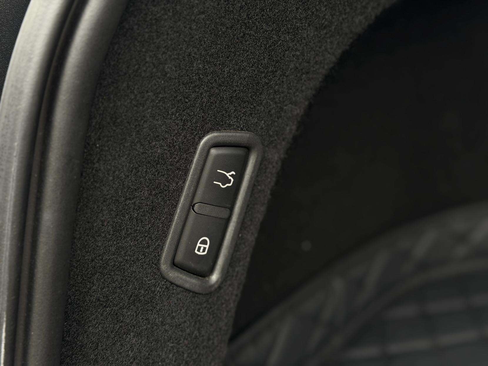 2020 MASERATI LEVANTE 2020 MASERATI LEVANTE